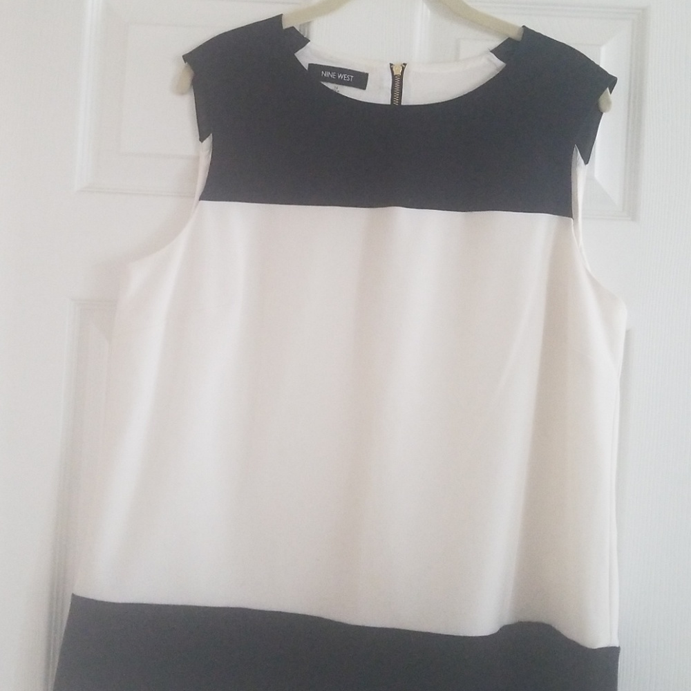 Nine West top
